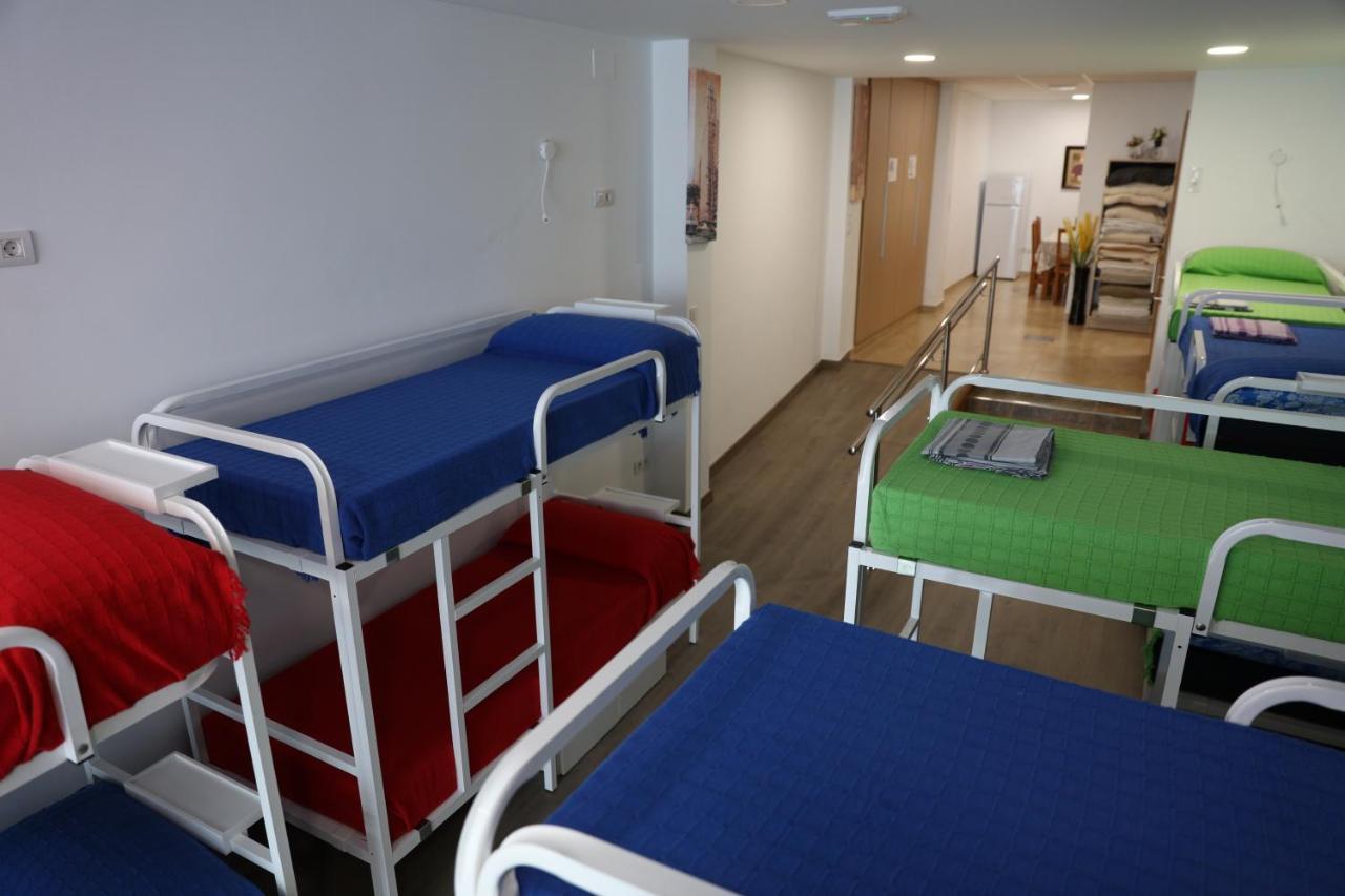 Albergue El Caminante Pansiyon Portomarin Dış mekan fotoğraf